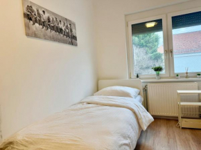 Prime Cosy Apartments with Free Parking
